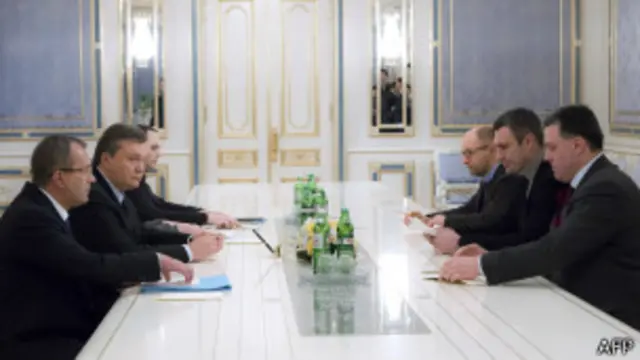 Yanukoviç və müxalifət liderləri