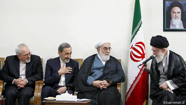 بنا به قانون اساسی ایران تعیین سیاستهای کلی به عهده رهبر است