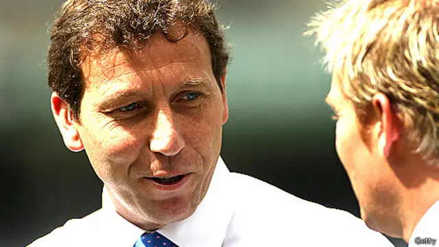 مائیکل اتھرٹن ان تجاویز کے خلاف بولنے والے پہلی برطانوی شخصیت ہیں