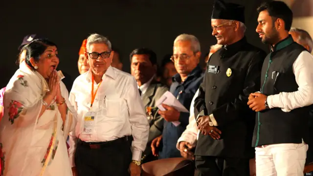 'ऐ मेरे वतन के लोगों'