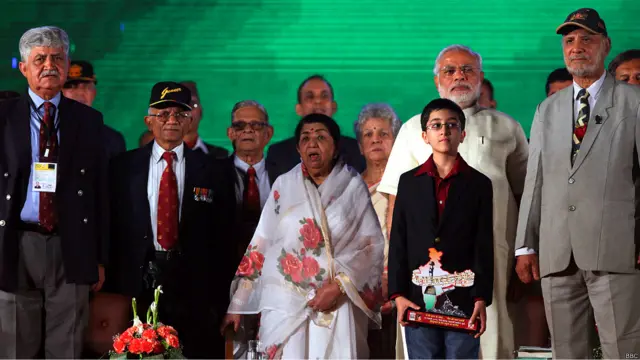 'ऐ मेरे वतन के लोगों'