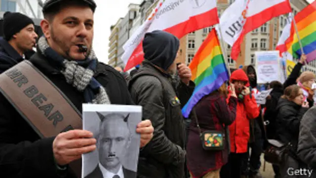 Протесты перед штаб-квартирой Евросоюза в Брюсселе