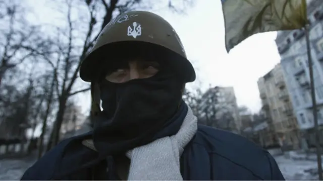 المحتجون يقولون إنهم لن يبرحوا أماكنهم حتى يستقيل يانوكوفيتش.