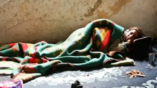 هناك نحو 9 ملايين و500 ألف سوري تركوا منازلهم منذ بدء الانتفاضة في 2011.