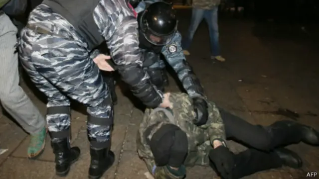 Задержание протестующего