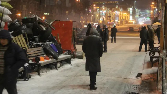 Евромайдан, ночь, морозы