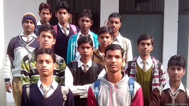 उत्तर प्रदेश के 25 लाख से ज्यादा दसवीं पास छात्रों का टैबलेट पाने का सपना अधूरा रह गया.