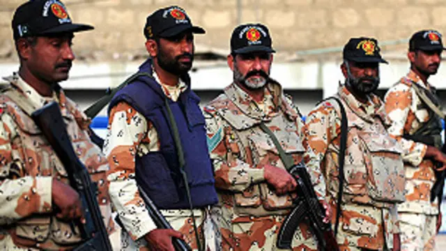 ینجرز نے شرافی گوٹھ، زمان ٹاؤن اور کرنال بستی میں چھاپے مارکر پانچ ملزمان کو گرفتار کیا