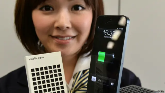 मोबाइल बैटरी