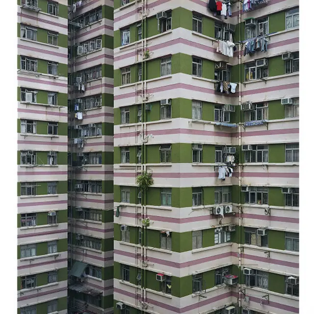 O alemão Michael Wolf documentou o gigantismo dos prédios residenciais de Hong Kong