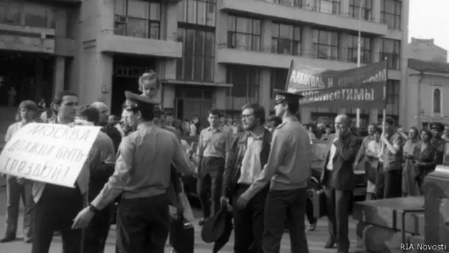 Антиалкогольная демонстрация в Москеве, 1987 год