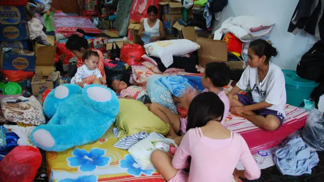 Pengungsi Dendengan Luar