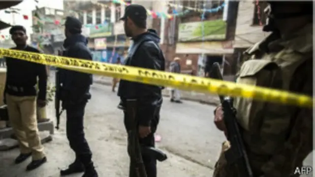 قال رئيس الوزراء الباكستاني نواز شريف إنه لا يزال يرغب في إجراء محادثات سلام مع حركة طالبان، على الرغم من الهجمات التي شهدتها البلاد خلال الأشهر الأخيرة.