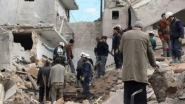 ہیومن رائٹس واچ کی رپورٹ میں بتایا گیا ہے کہ لوگوں کی املاک کی تباہی اور اجتماعی سزائیں دینا جنگی جرائم ہیں