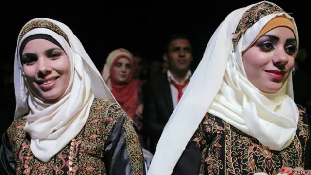 د څېړنو له مخې مشروع جنسي اړیکې پر نفس باور پیاوړی کوي. ان هغه کسان چې پر خپل نفس ډېر باور هم لري وايي د ښه احساس لرلو لپاره مشروع جنسي اړیکې ټينګوي.