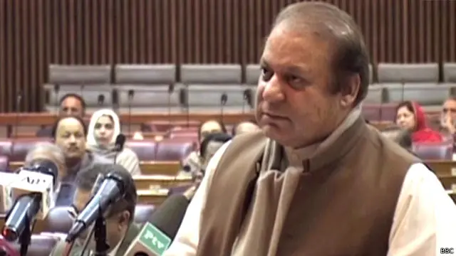 نواز شریف کو قومی اسمبلی کے اجلاس میں باقاعدگی سے شرکت نہ کرنے پر حزب اختلاف کی طرف سے تنقید کا نشانہ بنایا جاتا ہے