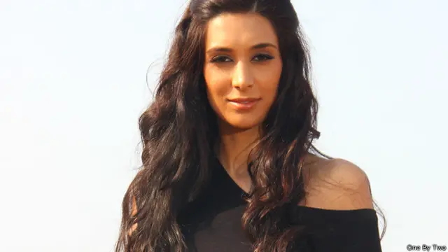 'वन बाय टू'