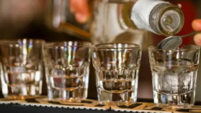 بعد انهيار الشيوعية عاد الروس إلى تناول الفودكا بشراهة.