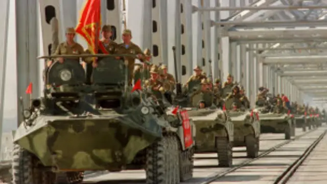 روسان له نن نه کابو ۲۵ کاله وړاندې له افغانستان نه ووتل