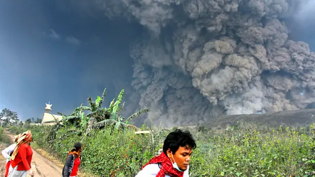 माउंट सिनाबुंग