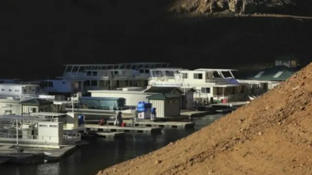 به ساکنان کالیفرنیا توصیه شده تدابیر صرفه جویانه خود را دو برابر کنند