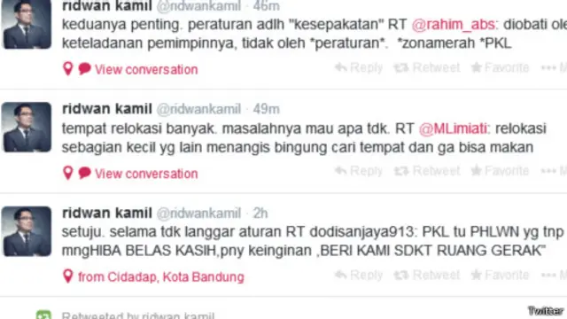 Ridwan Kamil aktif melakukan komunikasi dengan warganya dengan menggunakan media sosial.