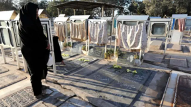 ضرب زلزال مدمر مدينة بام في ايران قبل عشر سنوات