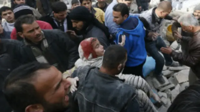 المعارك بين الطرفين والقصف ما زالا مستمرين في سوريا.