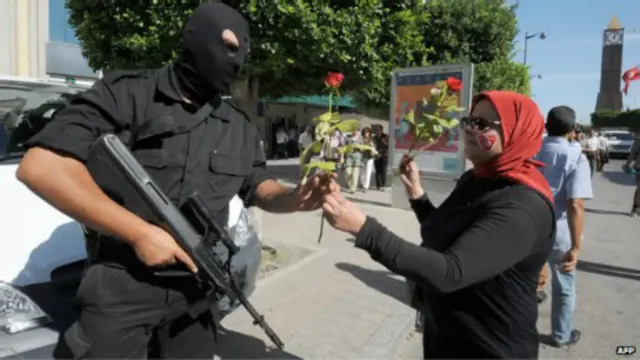 زنان تونس در مبارزات سیاسی سابقه طولانی دارند