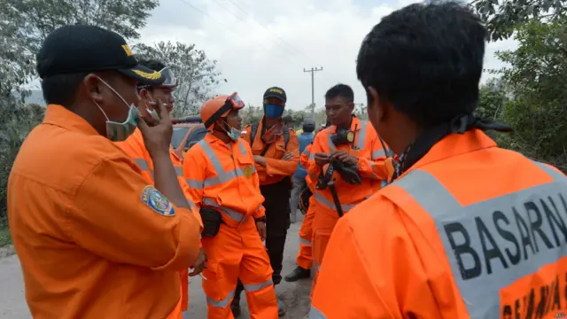 Chính quyền vẫn đang tiếp tục công tác tìm kiếm nạn nhân vụ núi lửa phun. 