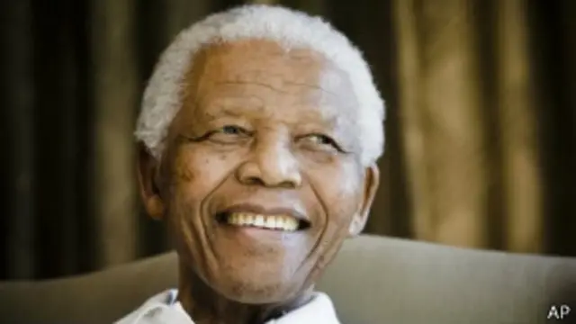 Mendiang Nelson Mandela