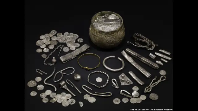 اس جہاز کو وائکنگ کے زمانے میں برطانیہ اور آئرلینڈ سے بازیاب ہونے والی اشیا کے ساتھ نمائش کے لیے پیش کیا جائے گا۔