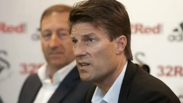 斯旺西主帅劳德鲁普