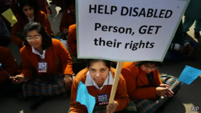 මිලියන හතළිහත් අනූවත් අතර ආබාධිත පුද්ගලයන් ප්රමාණයක් ඉන්දියාවේ