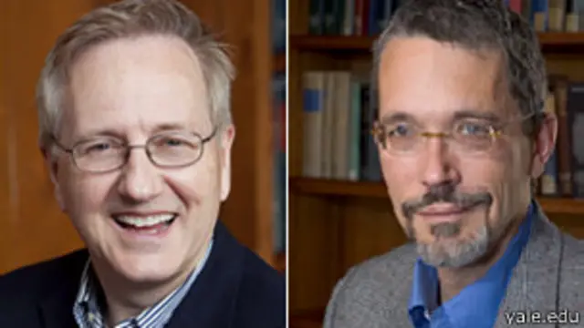 این دو حقوقدان با حمایت از اعتراض به قانون روسیه یادآوری کردهاند که قوانین مشابهی در آمریکا وجود دارد