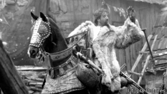 Кадр из фильма "Трудно быть богом"