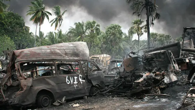 යුද්ධයේ අවසාන දින වලදී (JDS)