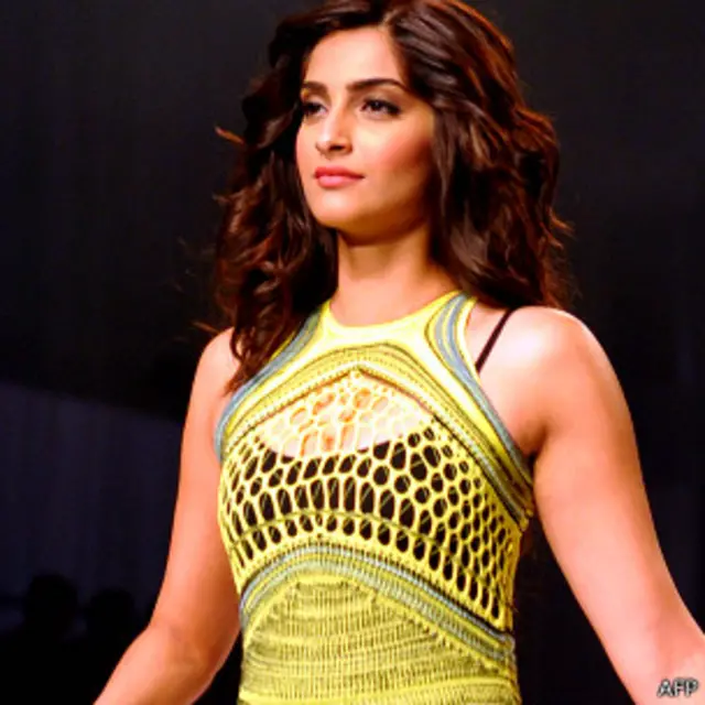 सोनम कपूर