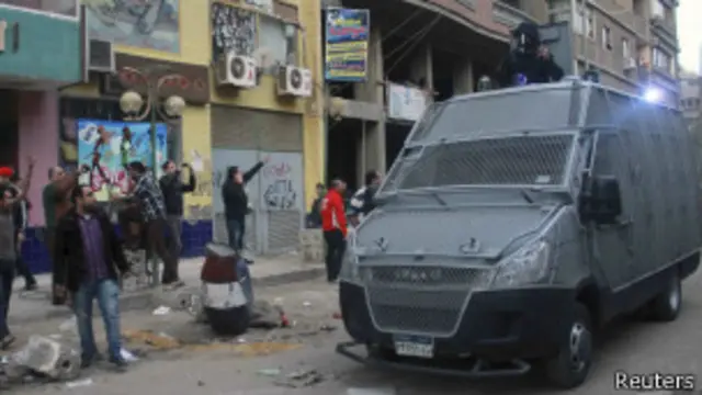 Vehículo antimotines