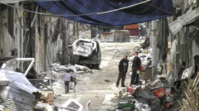 حمص میں تقریباً تین ہزار عام شہری پھنسے ہوئے ہیں