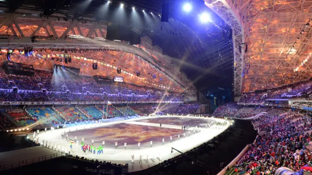 ان اولمپکس مقابلوں کے لیے روس نے 30 ارب پاؤنڈ خرچ کیے ہیں جو اب تک کے تمام سرمائی اولپمکس کے کل اخراجات سے بھی زیادہ ہیں۔
