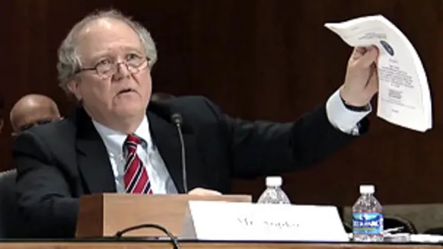 جان ساپکو هشدار داده است: اگر یک‌باره بازسازی در افغانستان را قطع کنیم، با خطر خیلی مهلکی روبه‌رو می‌شویم چون مردم افغانستان استطاعت مالی اداره‌کردن حکومتی را که ما به آنها داده‌ایم ندارند