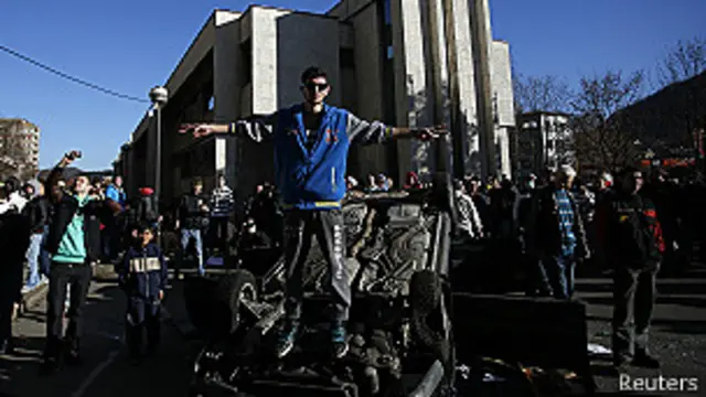 Manifestantes en Tuzla