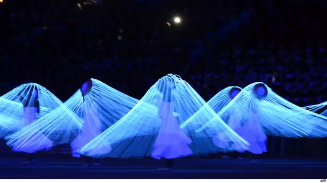 روس کی توجہ مردوں کے آئس ہاکی کا مقابلہ جیتنے پر ہو گی جس میں انہوں نے سوویت یونین کے خاتمے کے بعد سے کوئی تمغہ حاصل نہیں کیا ہے جبکہ 1992 میں سوویت ٹیم نے اس مقابلے میں طلائی تمغہ حاصل کیا تھا۔