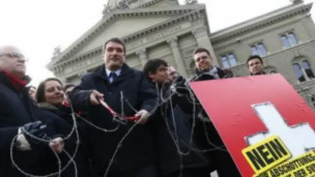 瑞士公投结果支持在境内限制欧盟移民数量。