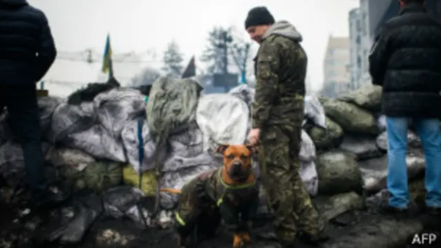 Протестующие на Майдане