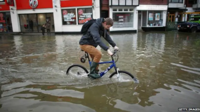 В Датчете, графство Беркшир, пострадали центральные районы