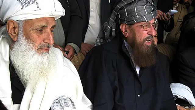 طالبان کمیٹی ہیلی کاپٹر کے ذریعے پشاور سے میران شاہ گئی تھی