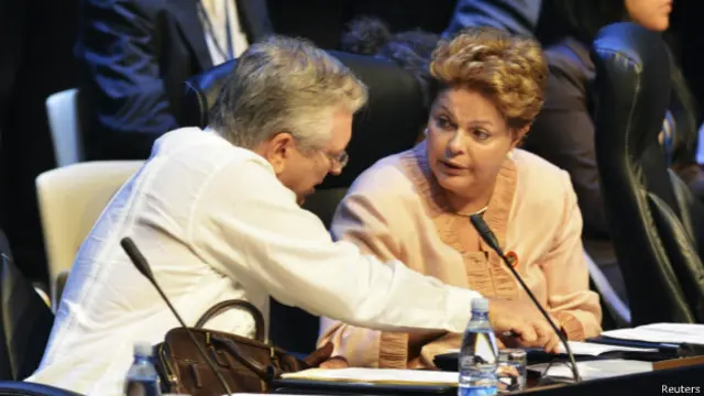 Luiz Alberto Figueiredo e Dilma Rousseff | Foto: Reuters