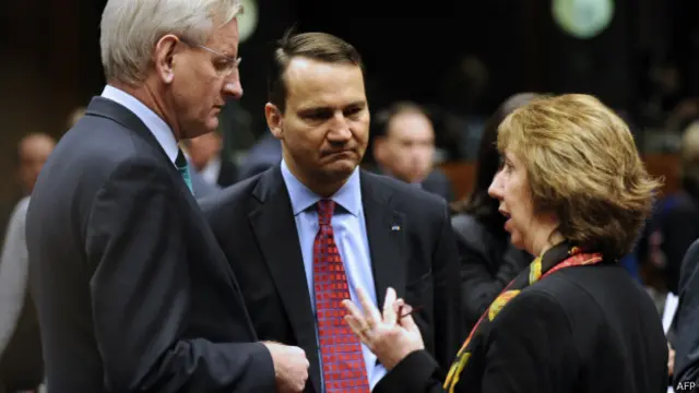 Карл Бильдт, Радослав Сикорский и Кэтрин Эштон